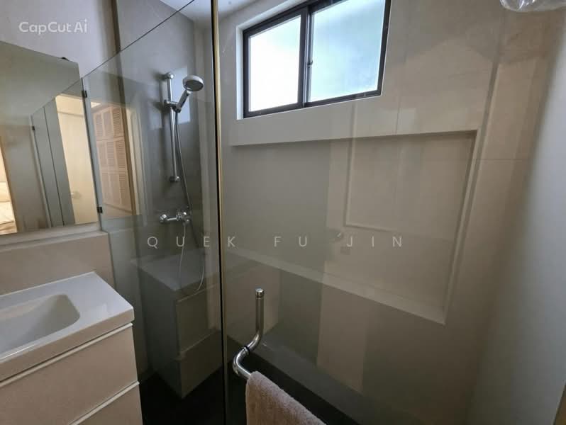Tanglin Park, 5C Ridley Park, 2 Bedrooms, 1,033 sqft, Condominium For Sale, by Quek Fu Jin, 500223933 - Bathroom - PropertyGuru.com.sg