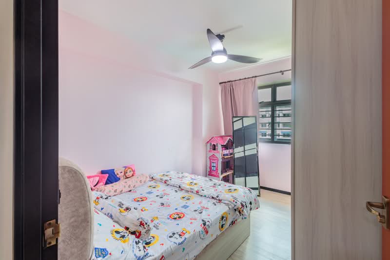 426A Yishun Avenue 11, 426A Yishun Avenue 11, 3 Bedrooms, 1,206 sqft, HDB Flat For Sale, by Belva Tan, 500223939 - Bedroom - PropertyGuru.com.sg