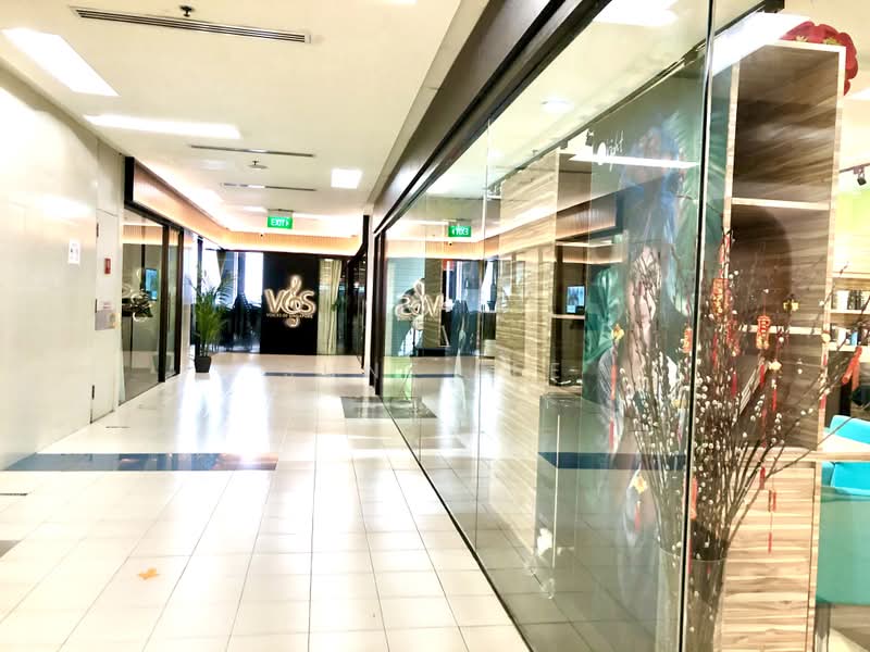 The Adelphi, 1 Coleman Street, City Hall / Clarke Quay, 807 sqft, Other Retail For Rent, by June Lee, 500223954 - Corridor - CommercialGuru.com.sg