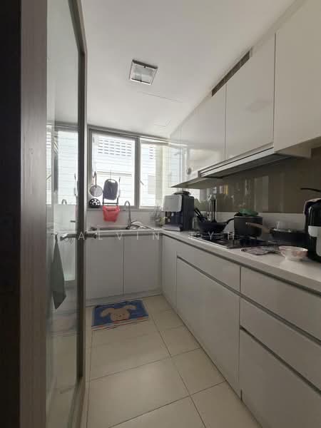 Flamingo Valley, 460 Siglap Road, 3 Bedrooms, 1,152 sqft, Condominium For Sale, by Alvin Tyh, 500223961 - Kitchen - PropertyGuru.com.sg