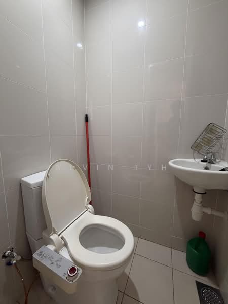 Flamingo Valley, 460 Siglap Road, 3 Bedrooms, 1,152 sqft, Condominium For Sale, by Alvin Tyh, 500223961 - Bathroom - PropertyGuru.com.sg