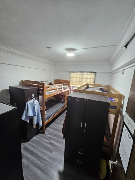 20 Hougang Avenue 3, 20 Hougang Avenue 3, 3 Bedrooms, 786 sqft, HDB Flat For Sale, by Kenny Chai, 500223964 - Bedroom - PropertyGuru.com.sg