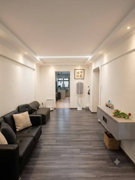 20 Hougang Avenue 3, 20 Hougang Avenue 3, 3 Bedrooms, 786 sqft, HDB Flat For Sale, by Kenny Chai, 500223964 - Living Room - PropertyGuru.com.sg