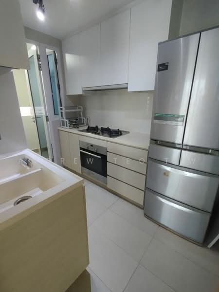 The Tampines Trilliant, 29 Tampines Central 7, 3 Bedrooms, 872 sqft, Executive Condominium For Rent, by Andrew Teo T W, 500223969 - Kitchen - PropertyGuru.com.sg