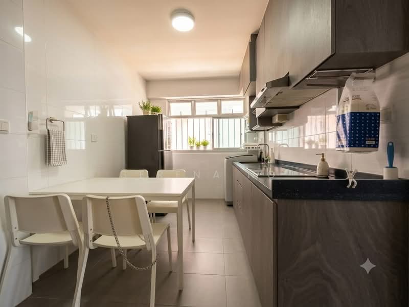 421B Northshore Drive, 421B Northshore Drive, 1 Bedroom, 506 sqft, HDB Flat For Sale, by Serena Ng, 500223974 - Kitchen - PropertyGuru.com.sg