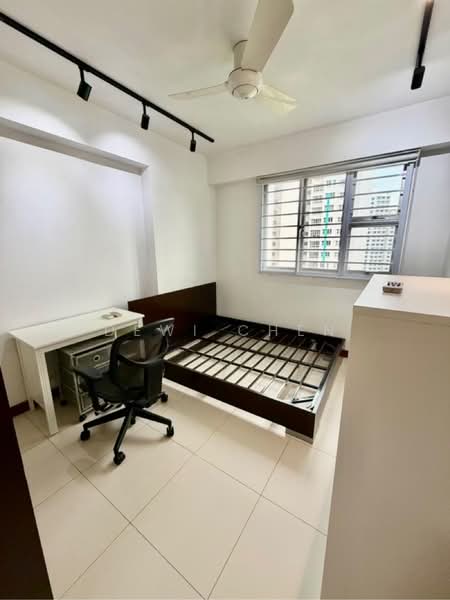430C Fernvale Link, 430C Fernvale Link, Room Rental, 200 sqft, HDB Flat For Rent, by Dewi Chen, 500223981 - PropertyGuru.com.sg