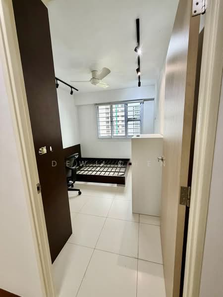 430C Fernvale Link, 430C Fernvale Link, Room Rental, 200 sqft, HDB Flat For Rent, by Dewi Chen, 500223981 - Bedroom - PropertyGuru.com.sg