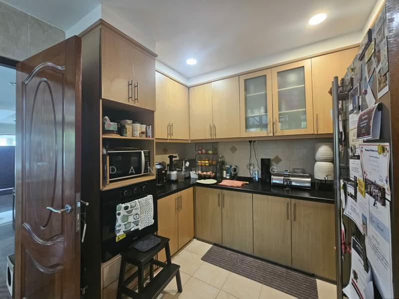Chuan Drive, , 4 Bedrooms, 3,790 sqft, Semi-Detached House For Sale, by Daniel Ong, 500223984 - Kitchen - PropertyGuru.com.sg