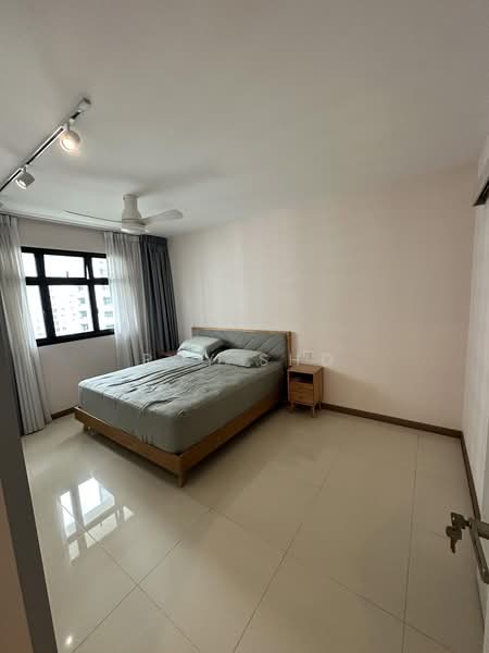 420B Northshore Drive, 420B Northshore Drive, 3 Bedrooms, 1,238 sqft, HDB Flat For Sale, by Roy Sho, 500223985 - Bedroom - PropertyGuru.com.sg