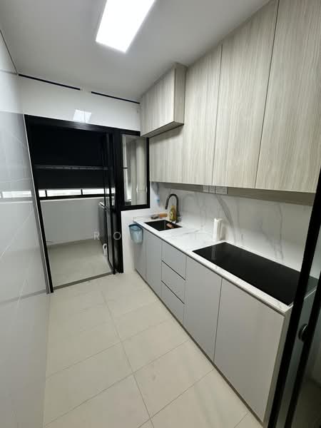 420B Northshore Drive, 420B Northshore Drive, 3 Bedrooms, 1,238 sqft, HDB Flat For Sale, by Roy Sho, 500223985 - Kitchen - PropertyGuru.com.sg