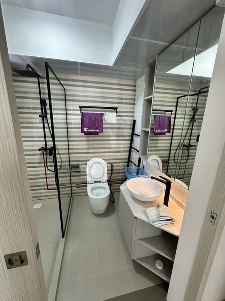 420B Northshore Drive, 420B Northshore Drive, 3 Bedrooms, 1,238 sqft, HDB Flat For Sale, by Roy Sho, 500223985 - Bathroom - PropertyGuru.com.sg