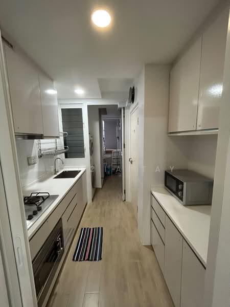 Forestville, 48 Woodlands Drive 16, Room Rental, 200 sqft, Executive Condominium For Rent, by Tricia Tay, 500223995 - Kitchen - PropertyGuru.com.sg