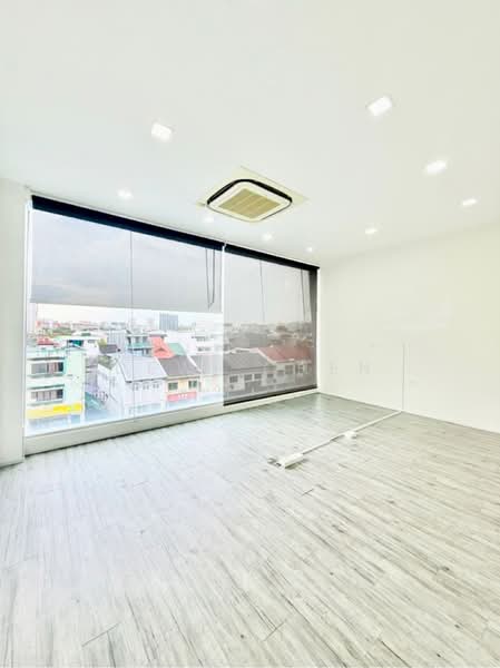 Tan Heng Lee Co, 1 Harvey Road, 2,990 sqft, Light Industrial (B1) For Rent, by Dewi Chen, 500223998 - CommercialGuru.com.sg