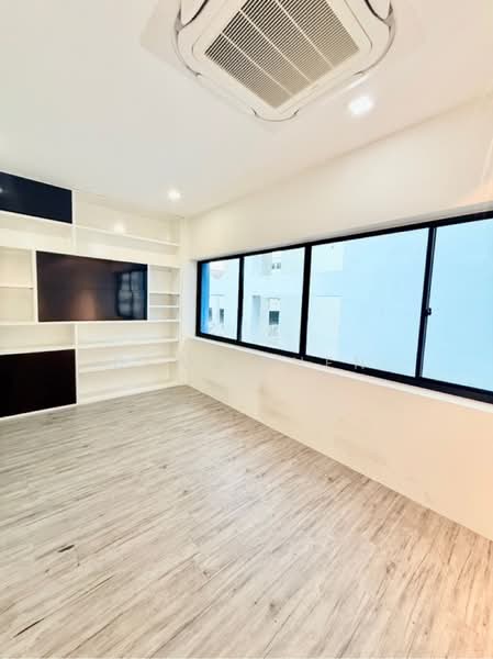 Tan Heng Lee Co, 1 Harvey Road, 2,990 sqft, Light Industrial (B1) For Rent, by Dewi Chen, 500223998 - CommercialGuru.com.sg