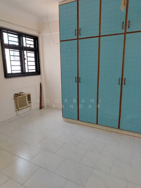 44 Chai Chee Street, 44 Chai Chee Street, 3 Bedrooms, 883 sqft, HDB Flat For Sale, by Noorbani Sikandar, 500224001 - Master room - PropertyGuru.com.sg