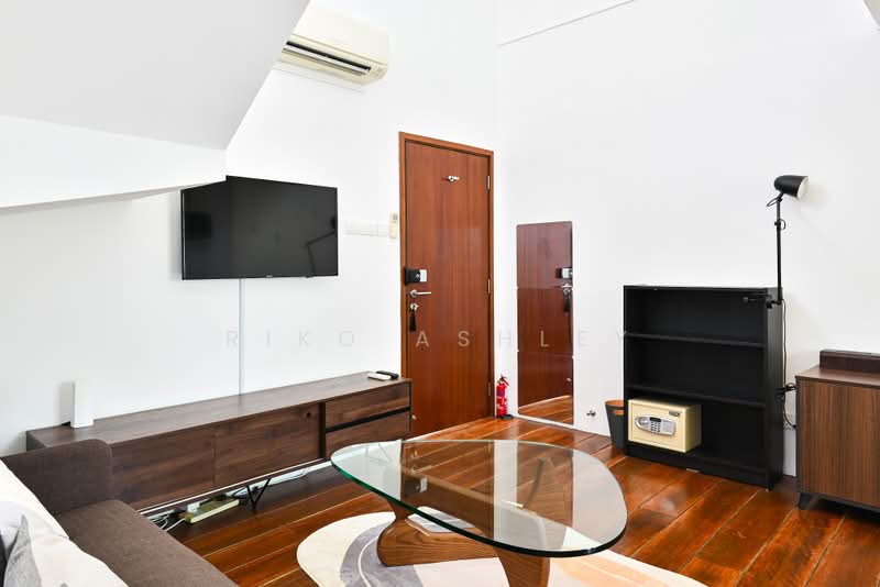 Helsinki Loft in Gallery House, 15 Lorong 24A Geylang, Studio, 800 sqft, Shophouse For Rent, by Riko Ashley, 500224005 - Living Room - PropertyGuru.com.sg