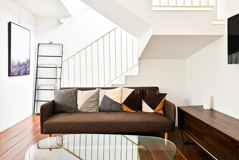 Helsinki Loft in Gallery House, 15 Lorong 24A Geylang, Studio, 800 sqft, Shophouse For Rent, by Riko Ashley, 500224005 - Living Room - PropertyGuru.com.sg