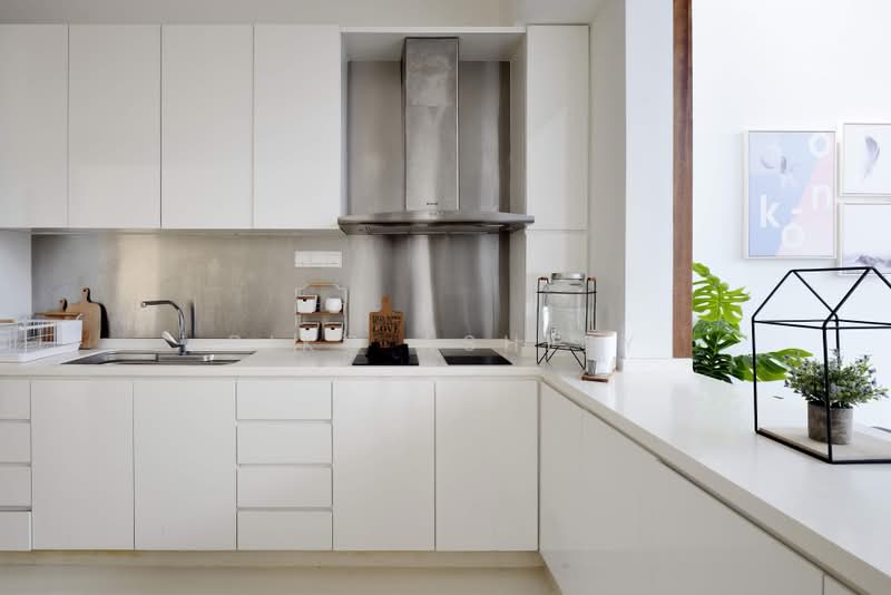 Helsinki Loft in Gallery House, 15 Lorong 24A Geylang, Studio, 800 sqft, Shophouse For Rent, by Riko Ashley, 500224005 - Kitchen - PropertyGuru.com.sg