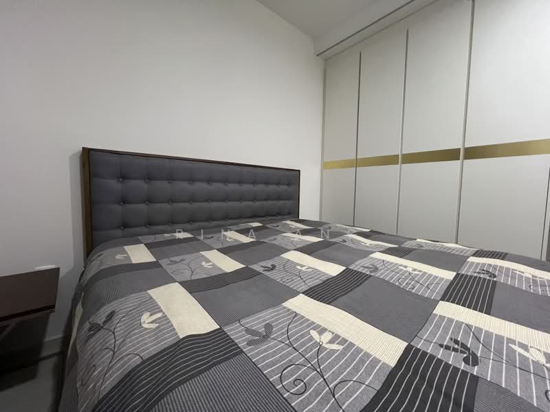 La Fiesta, 64 Sengkang Square, 3 Bedrooms, 1,765 sqft, Condominium For Sale, by Rina Ang, 500224011 - Bedroom - PropertyGuru.com.sg