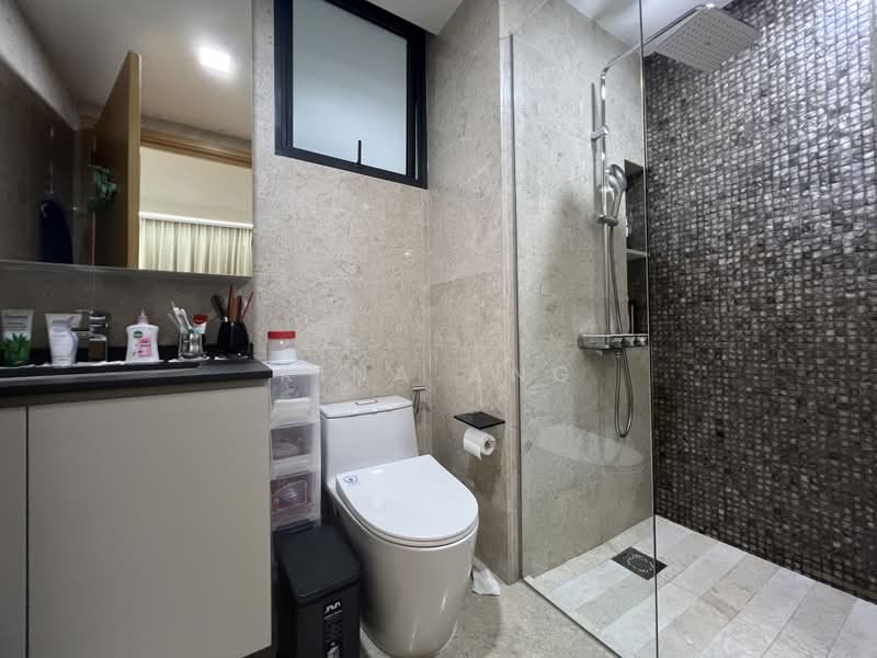 La Fiesta, 64 Sengkang Square, 3 Bedrooms, 1,765 sqft, Condominium For Sale, by Rina Ang, 500224011 - Bathroom - PropertyGuru.com.sg
