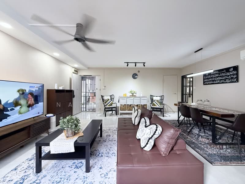 122A Sengkang East Way, 122A Sengkang East Way, 3 Bedrooms, 1,184 sqft, HDB Flat For Sale, by Nazri Baobed, 500224021 - Living Room - PropertyGuru.com.sg