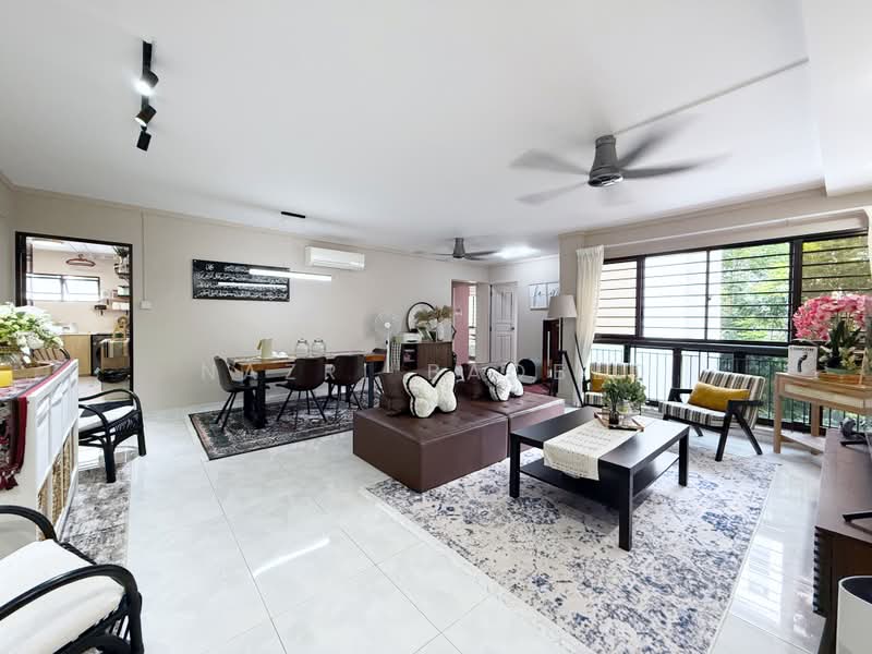 122A Sengkang East Way, 122A Sengkang East Way, 3 Bedrooms, 1,184 sqft, HDB Flat For Sale, by Nazri Baobed, 500224021 - Living Room - PropertyGuru.com.sg