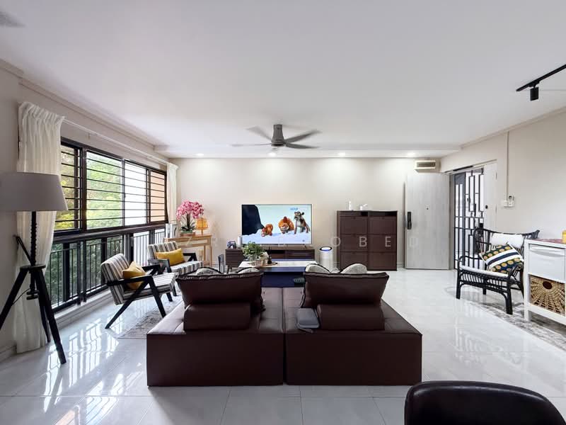 122A Sengkang East Way, 122A Sengkang East Way, 3 Bedrooms, 1,184 sqft, HDB Flat For Sale, by Nazri Baobed, 500224021 - Living Room - PropertyGuru.com.sg
