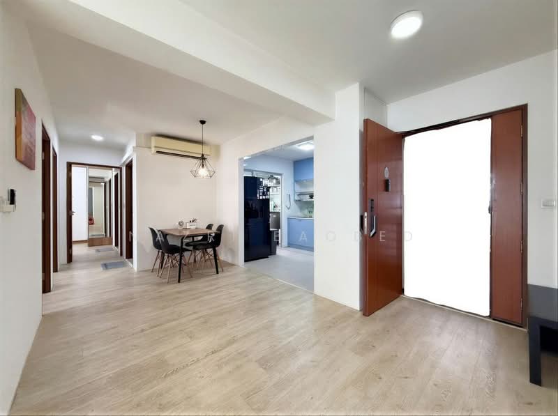 870A Tampines Street 86, 870A Tampines Street 86, 3 Bedrooms, 1,011 sqft, HDB Flat For Sale, by Nazri Baobed, 500224027 - Entrance - PropertyGuru.com.sg
