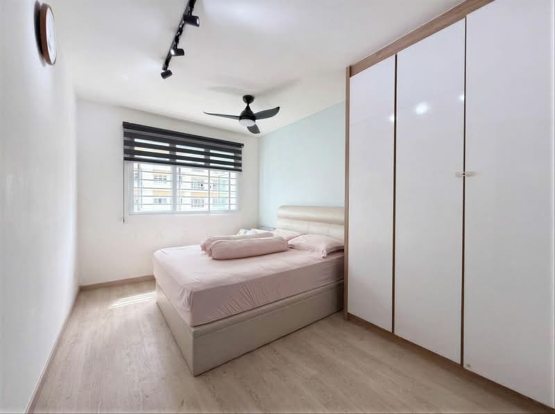 870A Tampines Street 86, 870A Tampines Street 86, 3 Bedrooms, 1,011 sqft, HDB Flat For Sale, by Nazri Baobed, 500224027 - Bedroom - PropertyGuru.com.sg