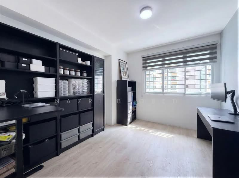 870A Tampines Street 86, 870A Tampines Street 86, 3 Bedrooms, 1,011 sqft, HDB Flat For Sale, by Nazri Baobed, 500224027 - Study - PropertyGuru.com.sg