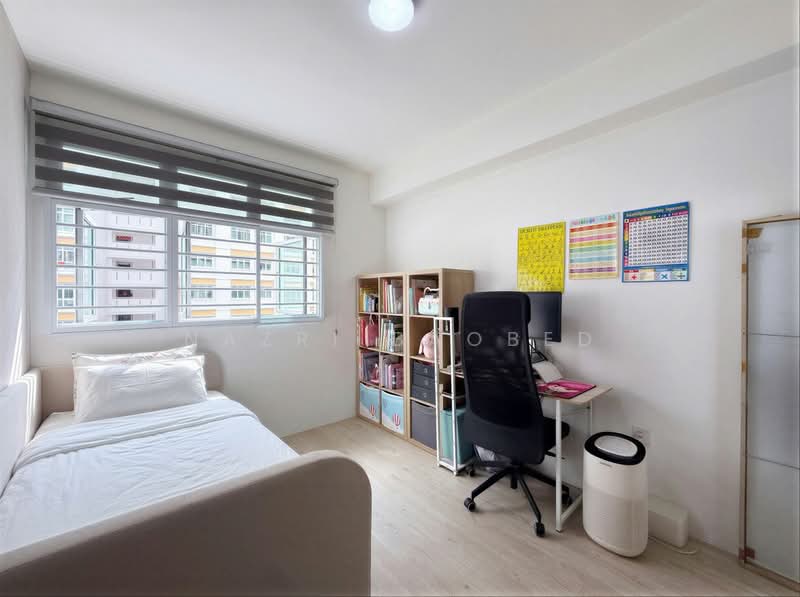 870A Tampines Street 86, 870A Tampines Street 86, 3 Bedrooms, 1,011 sqft, HDB Flat For Sale, by Nazri Baobed, 500224027 - Bedroom - PropertyGuru.com.sg