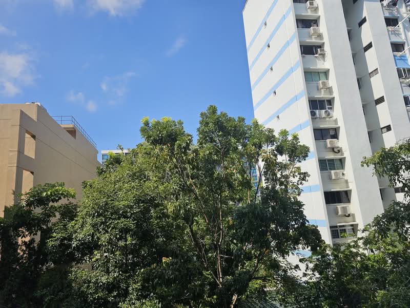 112 Tampines Street 11, 112 Tampines Street 11, 3 Bedrooms, 1,119 sqft, HDB Flat For Sale, by Chris Tia, 500224028 - Exterior - PropertyGuru.com.sg