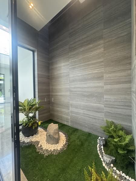 Freehold Inter-Terrace Newly Built with Lift!, , 5 Bedrooms, 4,834 sqft, Terraced House For Sale, by Angie Cheong, 500224037 - Garden - PropertyGuru.com.sg