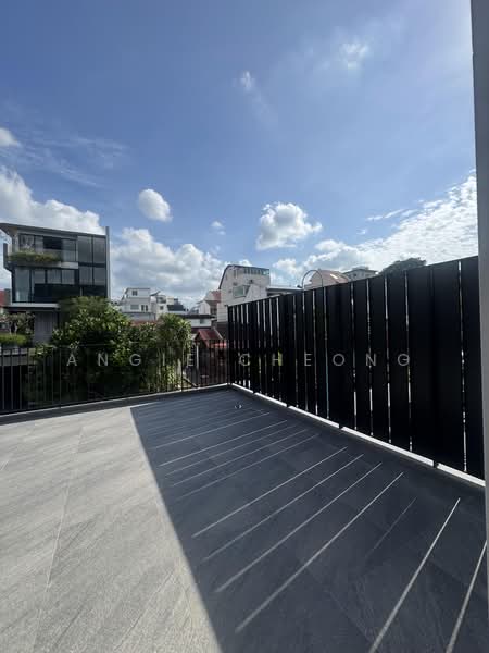 Freehold Inter-Terrace Newly Built with Lift!, , 5 Bedrooms, 4,834 sqft, Terraced House For Sale, by Angie Cheong, 500224037 - Exterior - PropertyGuru.com.sg