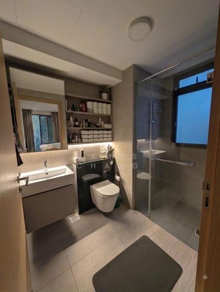 Parc Life, 27 Sembawang Crescent, Sembawang / Yishun, 4 Bedrooms, 1,281 sqft, Executive Condominium For Sale, by James Chang, 500224042 - Bathroom - PropertyGuru.com.sg