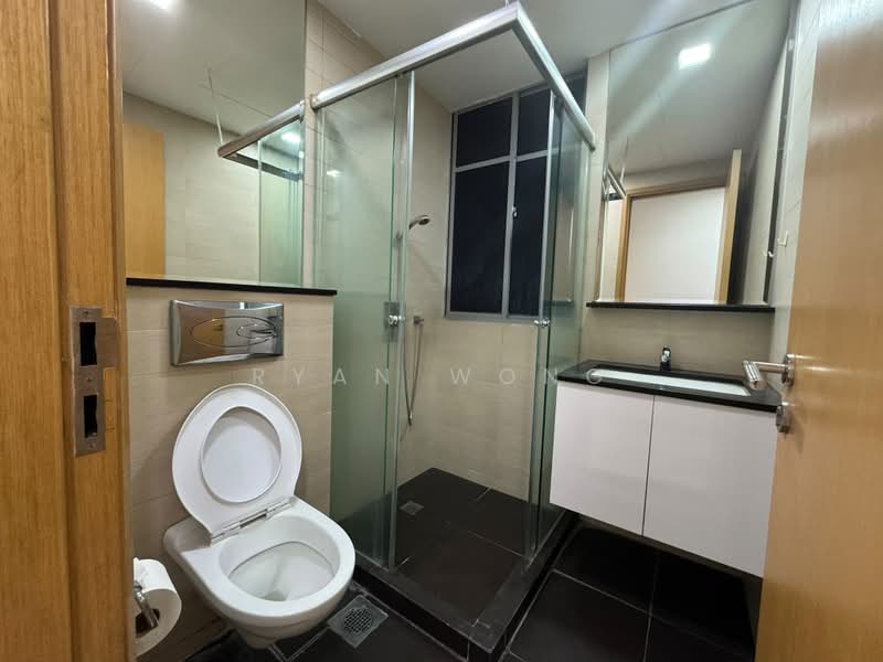 Atrium Residences, 1 Lorong 28 Geylang, 3 Bedrooms, 969 sqft, Apartment For Sale, by Ryan Wong, 500224050 - Bathroom - PropertyGuru.com.sg