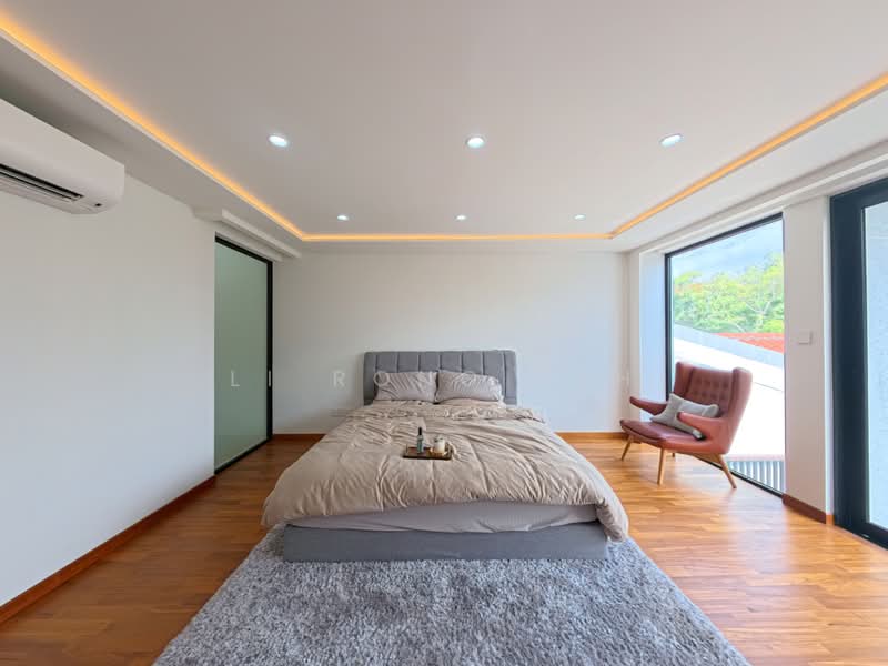 JUST TOP! BRAND NEW 5 LEVELS WITH BASEMENT. MOVE IN READY, Bedok Rise / Bedok Terrace / Jalan Limau Kasturi / Jalan Limau Nipis / Jalan Langgar Bedok, 6 Bedrooms, 6,500 sqft, Corner Terrace For Sale, by Li Rong Teh, 500224052 - PropertyGuru.com.sg