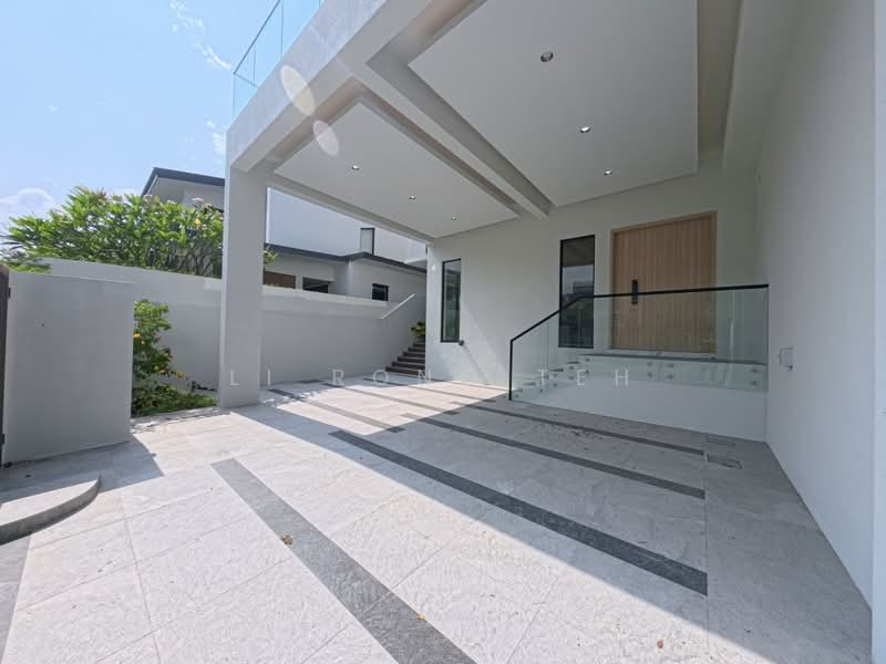 JUST TOP! BRAND NEW 5 LEVELS WITH BASEMENT. MOVE IN READY, Bedok Rise / Bedok Terrace / Jalan Limau Kasturi / Jalan Limau Nipis / Jalan Langgar Bedok, 6 Bedrooms, 6,500 sqft, Corner Terrace For Sale, by Li Rong Teh, 500224052 - PropertyGuru.com.sg