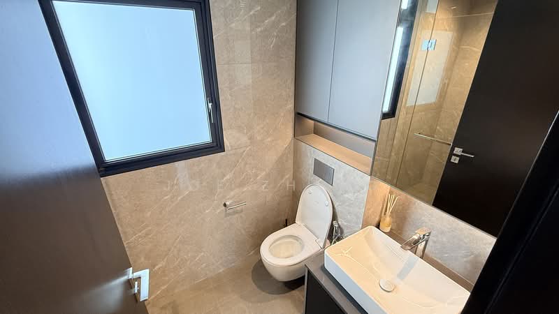 Irwell Hill Residences, 2 Irwell Hill, 2 Bedrooms, 667 sqft, Condominium For Rent, by Joe Zhang, 500224053 - Bathroom - PropertyGuru.com.sg