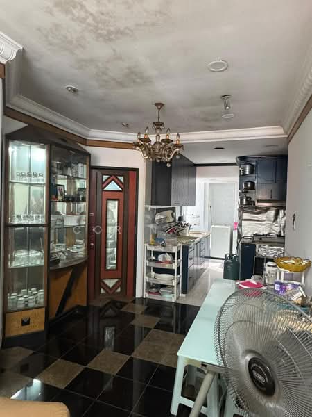 41 Novena Hill, , 2 Bedrooms, 657 sqft, Walk-up Apartment For Rent, by Corin Tan, 500224080 - Kitchen - PropertyGuru.com.sg