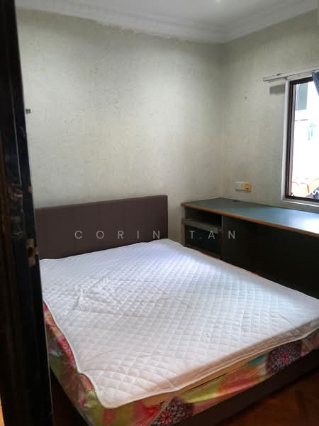41 Novena Hill, , 2 Bedrooms, 657 sqft, Walk-up Apartment For Rent, by Corin Tan, 500224080 - Bedroom - PropertyGuru.com.sg