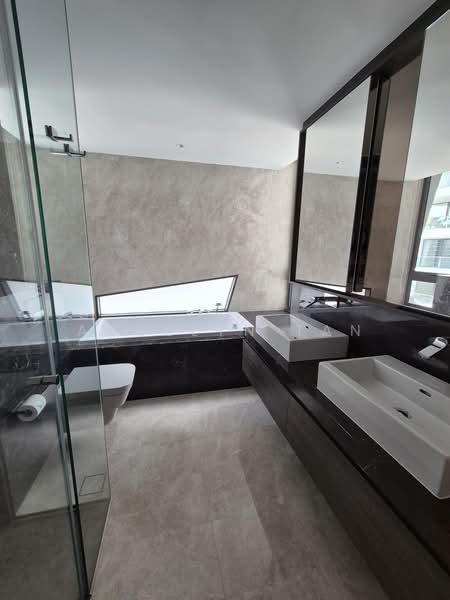 Cape Royale, 25 Cove Way, Harbourfront / Telok Blangah, 4 Bedrooms, 2,508 sqft, Condominium For Sale, by Angelyn Tan, 500224082 - Bathroom - PropertyGuru.com.sg