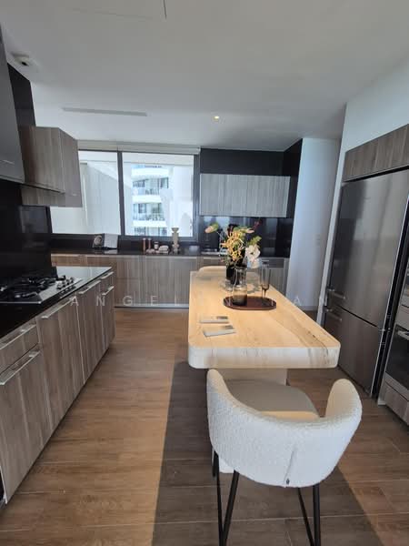 Cape Royale, 25 Cove Way, Harbourfront / Telok Blangah, 4 Bedrooms, 2,508 sqft, Condominium For Sale, by Angelyn Tan, 500224082 - Kitchen - PropertyGuru.com.sg
