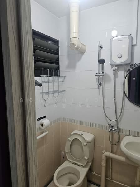 510 West Coast Drive, 510 West Coast Drive, Room Rental, 50 sqft, HDB Flat For Rent, by Goh Zhi Yong Fabian, 500224086 - Bathroom - PropertyGuru.com.sg