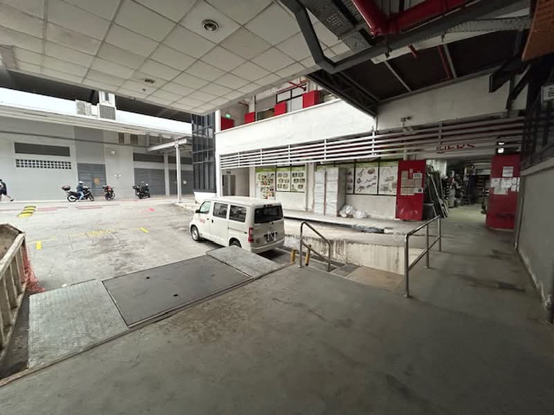 Light industrial near Braddell MRT, , 6,200 sqft, Light Industrial (B1) For Rent, by Desmond Foo, 500224089 - Exterior - CommercialGuru.com.sg