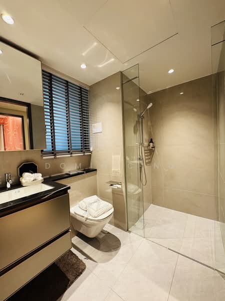 Chuan Park, 240 Lorong Chuan, 3 Bedrooms, 1,206 sqft, Condominium For Sale, by Dominic Ng, 500224096 - Bathroom - PropertyGuru.com.sg