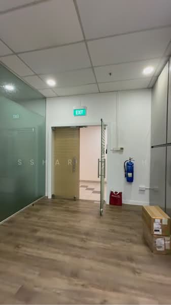 E-Centre @ Redhill, 3791 Jalan Bukit Merah, 990 sqft, Light Industrial (B1) For Sale, by Ssharon Loh, 500224104 - CommercialGuru.com.sg