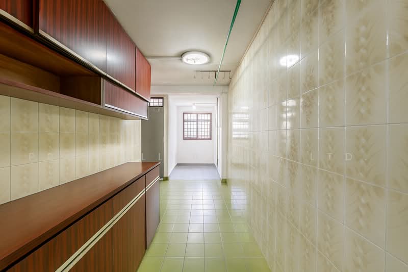 84 Commonwealth Close, 84 Commonwealth Close, 2 Bedrooms, 624 sqft, HDB Flat For Sale, by Warren Chan, 500224139 - Corridor - PropertyGuru.com.sg