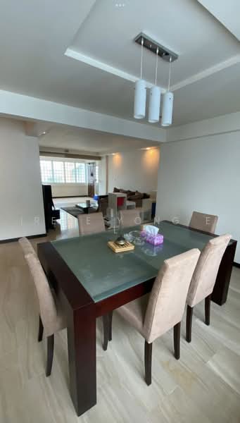 210 Tampines Street 23, 210 Tampines Street 23, 3 Bedrooms, 1,302 sqft, HDB Flat For Rent, by Irene Yong E L, 500224145 - Dining Room - PropertyGuru.com.sg