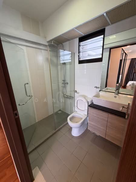 30 Ghim Moh Link, 30 Ghim Moh Link, 3 Bedrooms, 1,001 sqft, HDB Flat For Sale, by Joanne Ang, 500224150 - Bathroom - PropertyGuru.com.sg